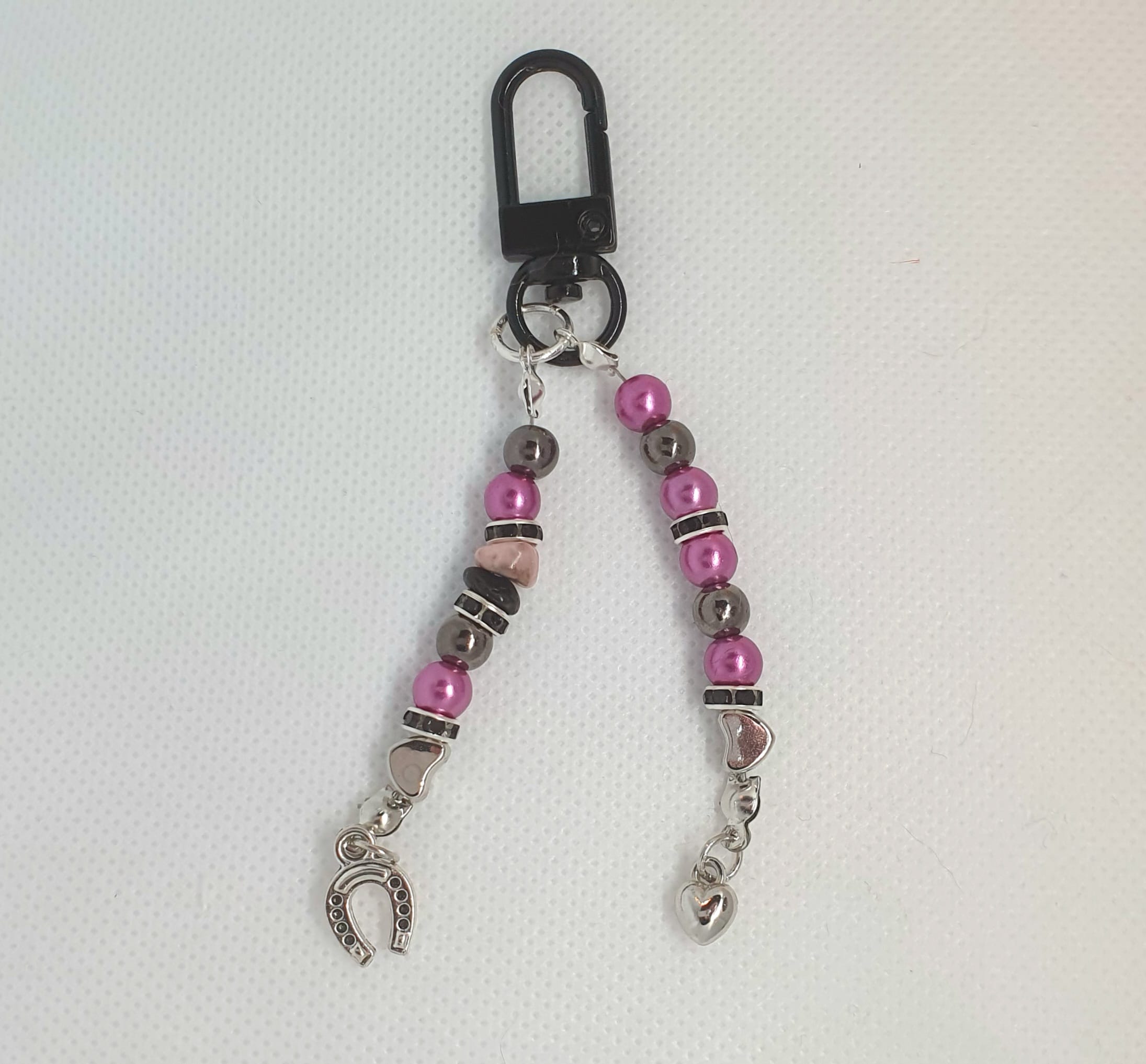 Hoofdstelsieraad paard/Zilverkleurig zwart, paarse parelkralen, zilverkleurige hoefijzer - Afbeelding 2