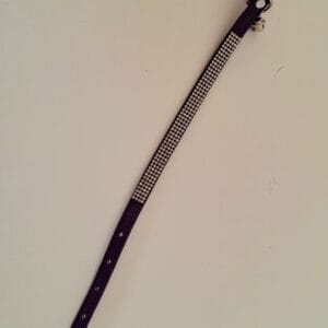 Stijlvolle kattenhalsbandjes/ Paars met zilverkleurige steentjes