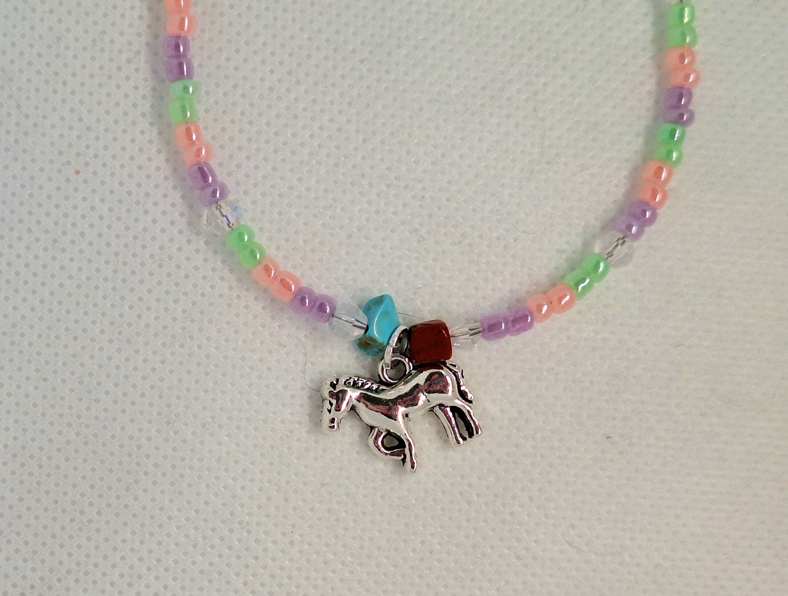 Enkelarmband Zilverkleurig paard/ zilverkleurig, zomerse tinten, roze, lila, groen - Afbeelding 7